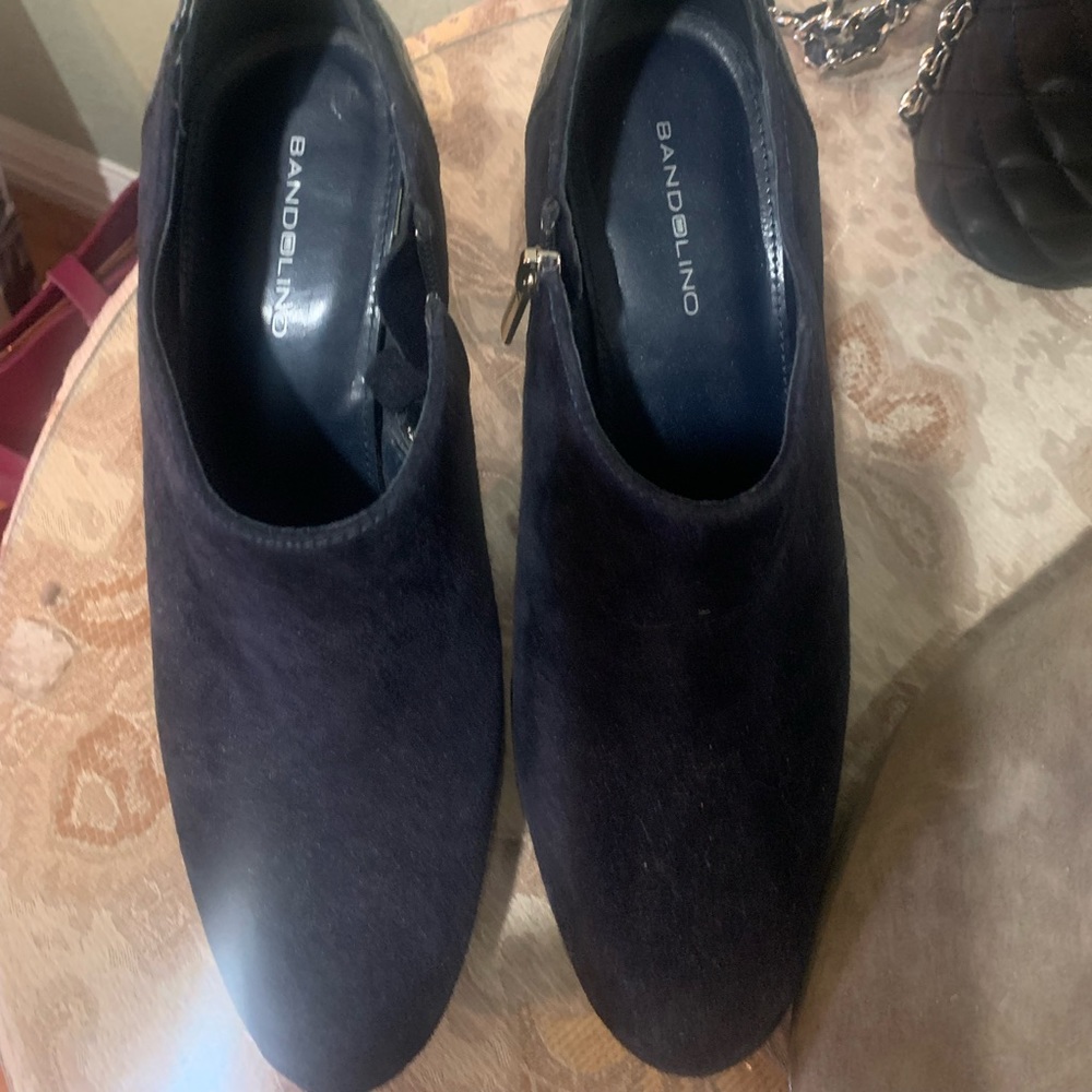 COPY - Bandolino booties, zip on on side